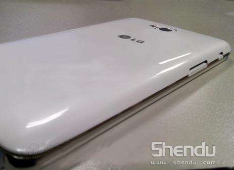 LG代工的Nexus 5真機圖被泄露 與傳聞有差別