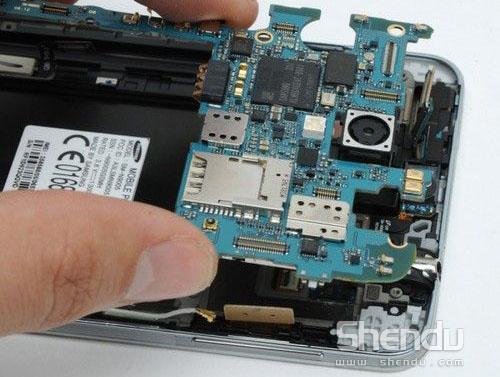 三星Galaxy Note 3硬件成本被曝光 僅1400元 三星Galaxy Note 3硬件成本被曝光 僅1400元