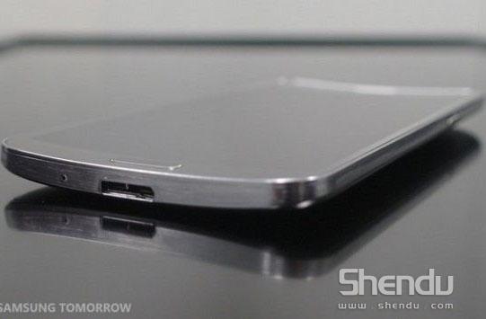 三星首款柔性屏智能手機Galaxy Round正式發布