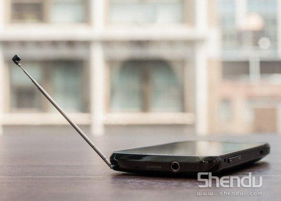 三星奇異智能機大盤點 從曲面屏到內(nèi)置投影儀 三星奇異智能機大盤點 從曲面屏到內(nèi)置投影儀