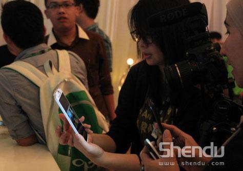 旋轉攝像頭OPPO N1登陸印尼市場 比行貨還貴